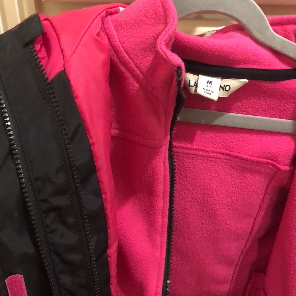 Girl’s Winter Jacket - Picture 8 of 9